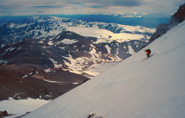 Skiing down from the summit of Domuyo, October 2006.