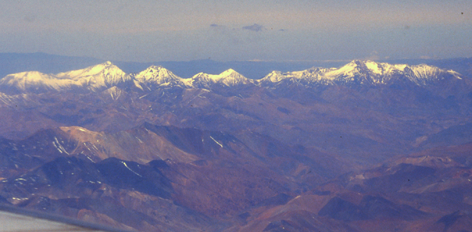 The Cordillera Ansilta from the air