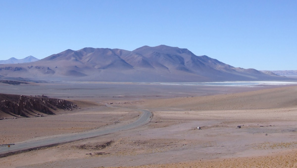 Losloyo form the west, the road is the main San Pedro to Paso de Jama road.