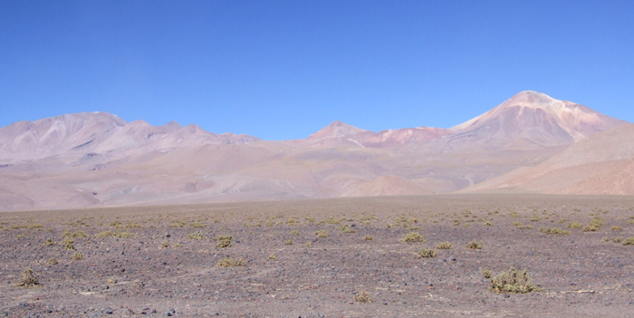 Polapi (on the left) and Cebollar from the peak of Ollague 