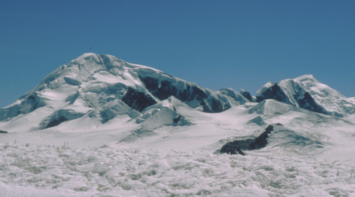 Chaupi Orco, Cordillera Apolobamba, Bolivia