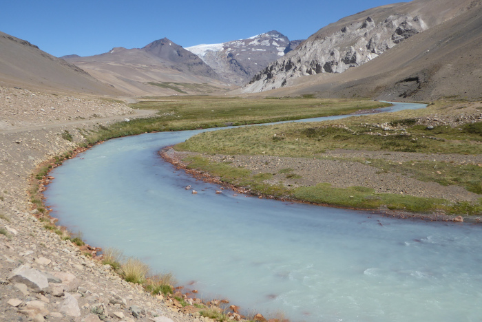 Azufre, the Petroa crater, and Planchon from the southeast.